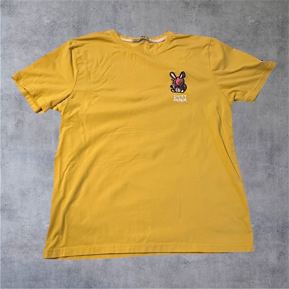 BKYS‎ Lucky Charm T-Shirt Mens Medium Yellow Embroidered Graphic Streetwear